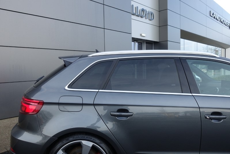 2019 (19) AUDI RS3 RS 3 TFSI 400 Quattro 5dr S Tronic 5262302