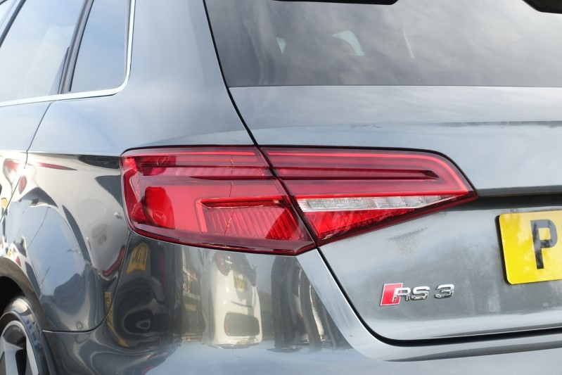2019 (19) AUDI RS3 RS 3 TFSI 400 Quattro 5dr S Tronic 5262276