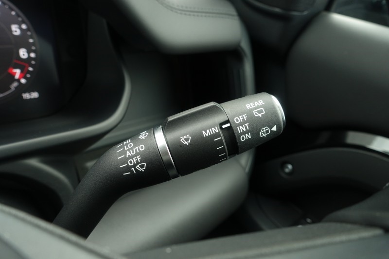 2025 (25) LAND ROVER DEFENDER 2.0 P300e X-Dynamic HSE 110 5dr Auto 5266867