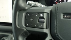2025 (25) LAND ROVER DEFENDER 2.0 P300e X-Dynamic HSE 110 5dr Auto 5266869