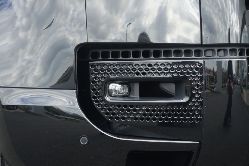 2025 (25) LAND ROVER DEFENDER 2.0 P300e X-Dynamic HSE 110 5dr Auto 5266849