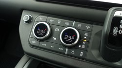 2025 (25) LAND ROVER DEFENDER 2.0 P300e X-Dynamic HSE 110 5dr Auto 5266876