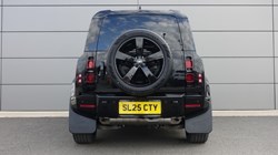 2025 (25) LAND ROVER DEFENDER 2.0 P300e X-Dynamic HSE 110 5dr Auto 5266833