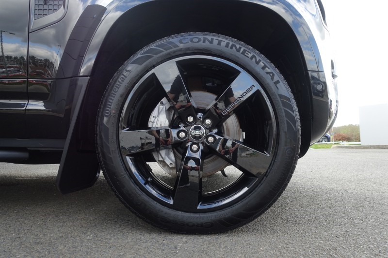 2025 (25) LAND ROVER DEFENDER 2.0 P300e X-Dynamic HSE 110 5dr Auto 5266835