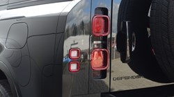 2025 (25) LAND ROVER DEFENDER 2.0 P300e X-Dynamic HSE 110 5dr Auto 5266846