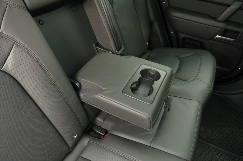 2025 (25) LAND ROVER DEFENDER 2.0 P300e X-Dynamic HSE 110 5dr Auto 5266889