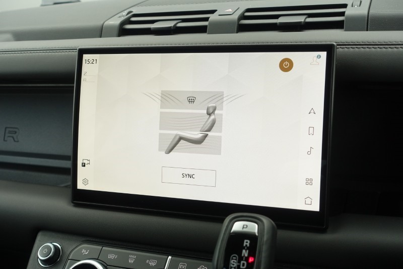 2025 (25) LAND ROVER DEFENDER 2.0 P300e X-Dynamic HSE 110 5dr Auto 5266874