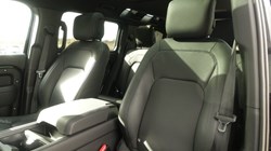 2025 (25) LAND ROVER DEFENDER 2.0 P300e X-Dynamic HSE 110 5dr Auto 5266897