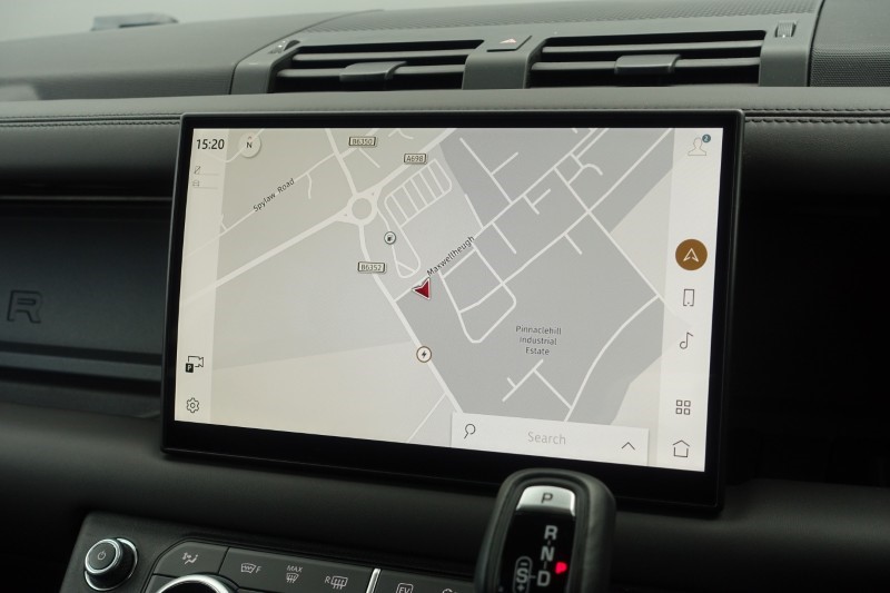 2025 (25) LAND ROVER DEFENDER 2.0 P300e X-Dynamic HSE 110 5dr Auto 5266838