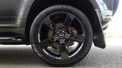 2025 (25) LAND ROVER DEFENDER 2.0 P300e X-Dynamic HSE 110 5dr Auto 5266859