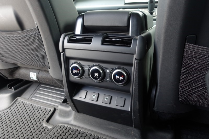 2025 (25) LAND ROVER DEFENDER 3.0 D350 X-Dynamic HSE 130 5dr Auto 5272891