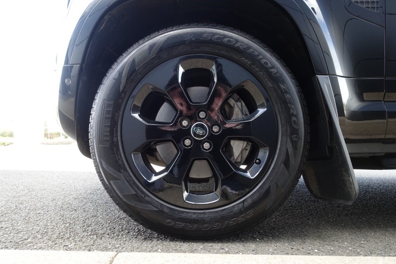 2025 (25) LAND ROVER DEFENDER 3.0 D350 X-Dynamic HSE 130 5dr Auto 5272906