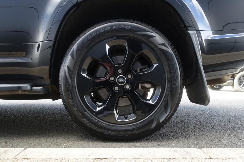 2025 (25) LAND ROVER DEFENDER 3.0 D350 X-Dynamic HSE 130 5dr Auto 5272905