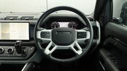 2025 (25) LAND ROVER DEFENDER 3.0 D350 X-Dynamic HSE 130 5dr Auto 5272888