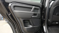 2025 (25) LAND ROVER DEFENDER 3.0 D350 X-Dynamic HSE 130 5dr Auto 5272937