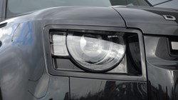2025 (25) LAND ROVER DEFENDER 3.0 D350 X-Dynamic HSE 130 5dr Auto 5272890