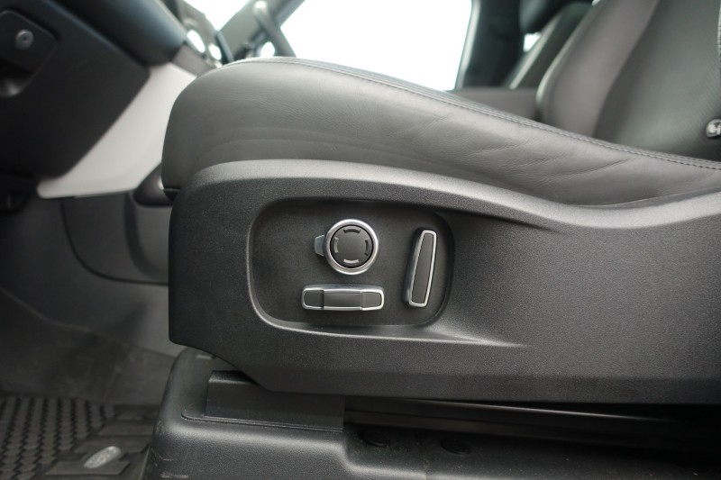 2025 (25) LAND ROVER DEFENDER 3.0 D350 X-Dynamic HSE 130 5dr Auto 5272943