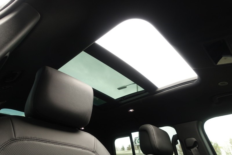 2025 (25) LAND ROVER DEFENDER 3.0 D350 X-Dynamic HSE 130 5dr Auto 5272924