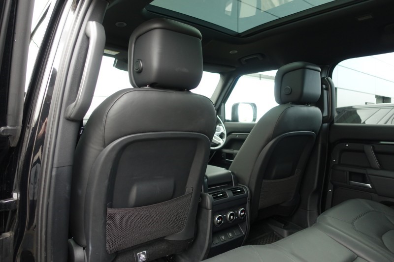 2025 (25) LAND ROVER DEFENDER 3.0 D350 X-Dynamic HSE 130 5dr Auto 5272938