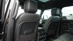 2025 (25) LAND ROVER DEFENDER 3.0 D350 X-Dynamic HSE 130 5dr Auto 5272938