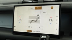 2025 (25) LAND ROVER DEFENDER 3.0 D350 X-Dynamic HSE 130 5dr Auto 5272917