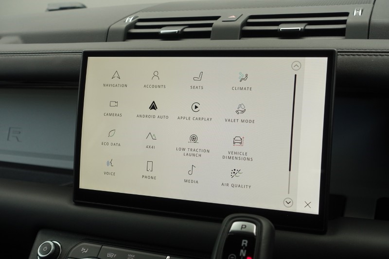 2025 (25) LAND ROVER DEFENDER 3.0 D350 X-Dynamic HSE 130 5dr Auto 5272914