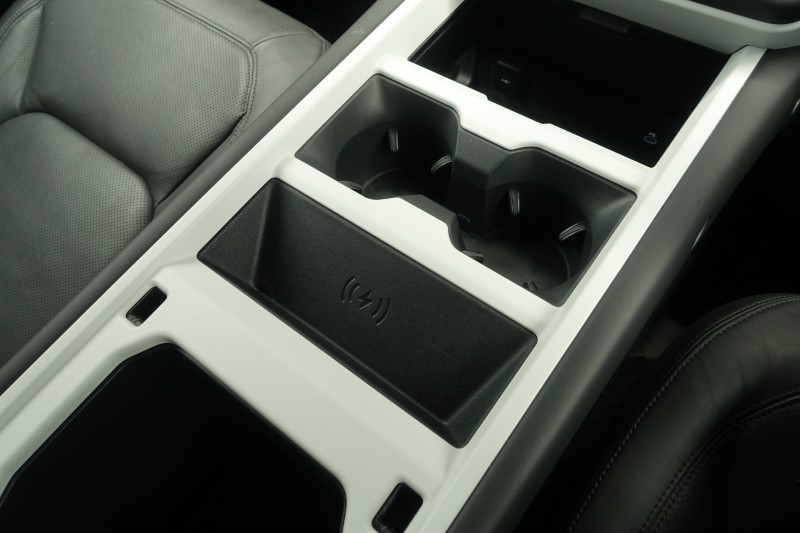 2025 (25) LAND ROVER DEFENDER 3.0 D350 X-Dynamic HSE 130 5dr Auto 5272920