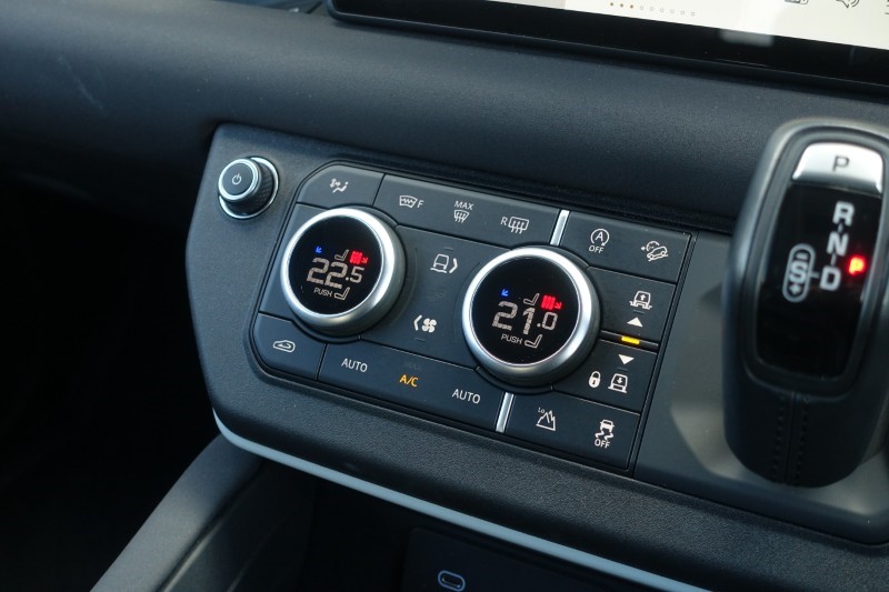 2022 (22) LAND ROVER DEFENDER 3.0 D250 SE 110 5dr Auto 5284178