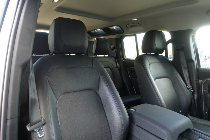 2022 (22) LAND ROVER DEFENDER 3.0 D250 SE 110 5dr Auto 5284180