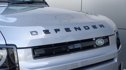 2022 (22) LAND ROVER DEFENDER 3.0 D250 SE 110 5dr Auto 5284153