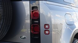 2022 (22) LAND ROVER DEFENDER 3.0 D250 SE 110 5dr Auto 5284160