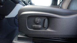 2022 (22) LAND ROVER DEFENDER 3.0 D250 SE 110 5dr Auto 5284195