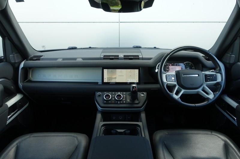 2022 (22) LAND ROVER DEFENDER 3.0 D250 SE 110 5dr Auto 5284141