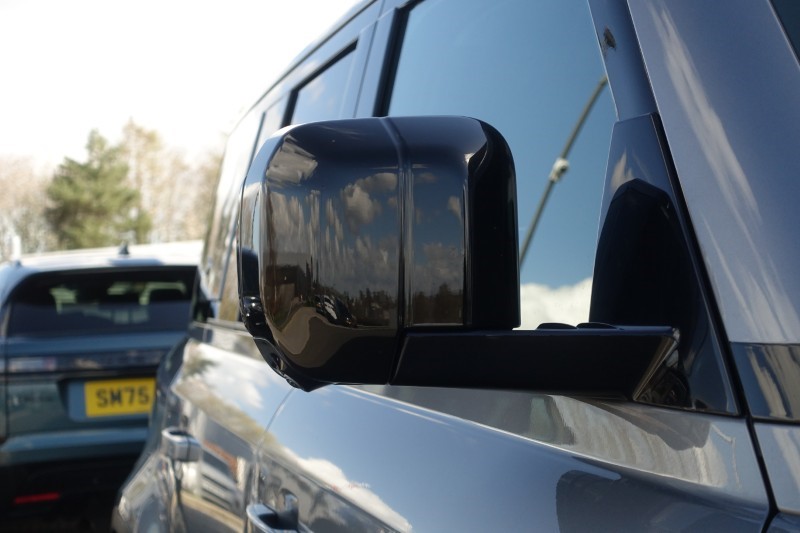 2022 (22) LAND ROVER DEFENDER 3.0 D250 SE 110 5dr Auto 5284155