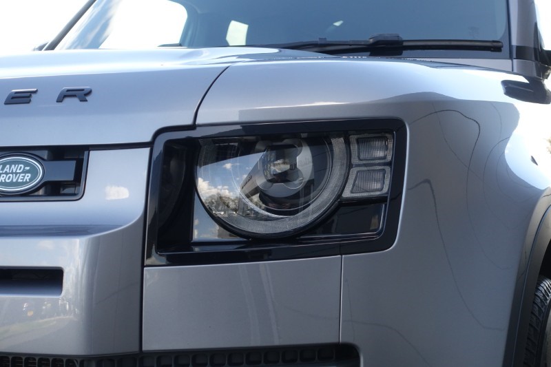 2022 (22) LAND ROVER DEFENDER 3.0 D250 SE 110 5dr Auto 5284166