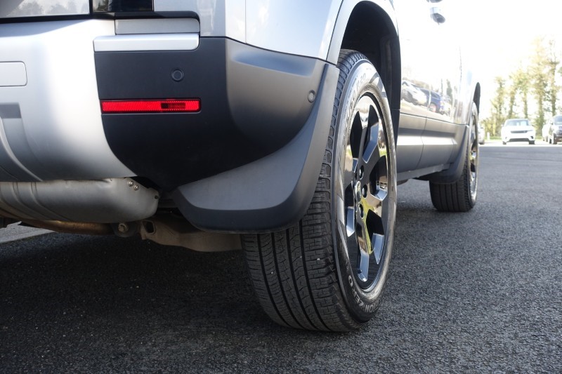 2022 (22) LAND ROVER DEFENDER 3.0 D250 SE 110 5dr Auto 5284159