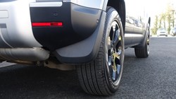 2022 (22) LAND ROVER DEFENDER 3.0 D250 SE 110 5dr Auto 5284159