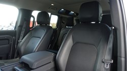 2022 (22) LAND ROVER DEFENDER 3.0 D250 SE 110 5dr Auto 5284196