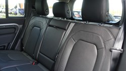 2022 (22) LAND ROVER DEFENDER 3.0 D250 SE 110 5dr Auto 5284191