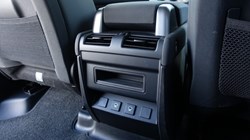 2022 (22) LAND ROVER DEFENDER 3.0 D250 SE 110 5dr Auto 5284150