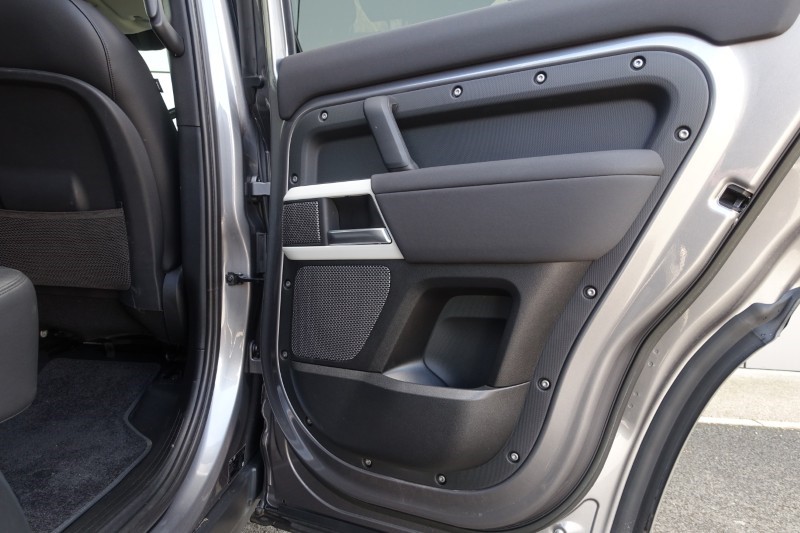 2022 (22) LAND ROVER DEFENDER 3.0 D250 SE 110 5dr Auto 5284185