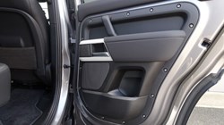 2022 (22) LAND ROVER DEFENDER 3.0 D250 SE 110 5dr Auto 5284185