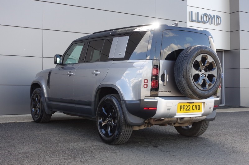 2022 (22) LAND ROVER DEFENDER 3.0 D250 SE 110 5dr Auto