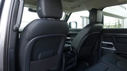 2022 (22) LAND ROVER DEFENDER 3.0 D250 SE 110 5dr Auto 5284190