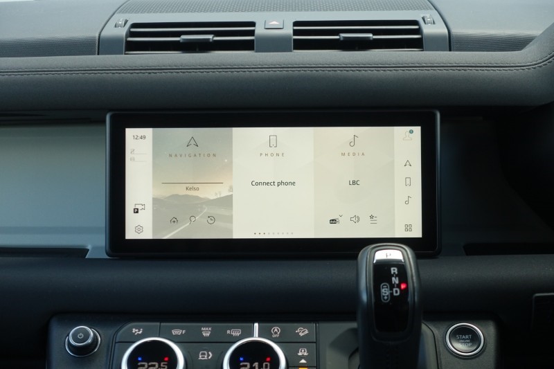 2022 (22) LAND ROVER DEFENDER 3.0 D250 SE 110 5dr Auto 5284146