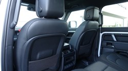 2022 (72) LAND ROVER DEFENDER 3.0 D300 X-Dynamic HSE 110 5dr Auto 5248995