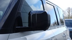 2022 (72) LAND ROVER DEFENDER 3.0 D300 X-Dynamic HSE 110 5dr Auto 5248969