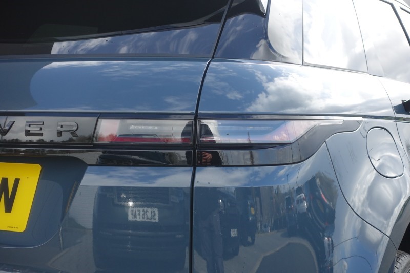 2025 (75) LAND ROVER RANGE ROVER EVOQUE 1.5 P270e Edition 5dr Auto 5285685