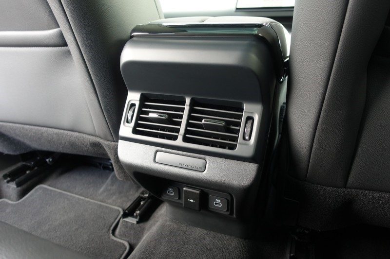 2025 (75) LAND ROVER RANGE ROVER EVOQUE 1.5 P270e Edition 5dr Auto 5285677