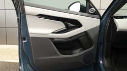 2025 (75) LAND ROVER RANGE ROVER EVOQUE 1.5 P270e Edition 5dr Auto 5285718